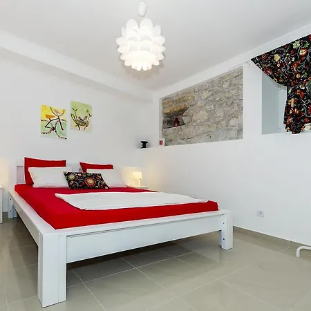 Old Town & Ela Place ゲストハウス スプリト