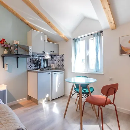 Guest house Old Town & Ela Place