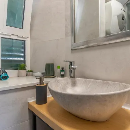 Old Town & Ela Place Guest house 3*