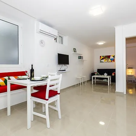 Old Town & Ela Place Guest house