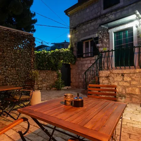 Old Town & Ela Place Guest house Split