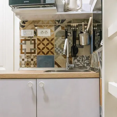 بيت ضيافة Old Town & Ela Place 3*